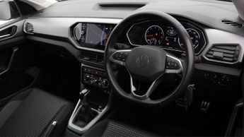 Volkswagen T-Cross ACTIVE TSI DSG