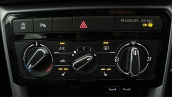 Volkswagen T-Cross ACTIVE TSI DSG