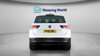 Volkswagen Tiguan SE NAV TDI BMT 4MOTION DSG
