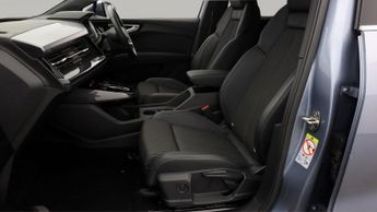 Audi Q4 e-tron S LINE