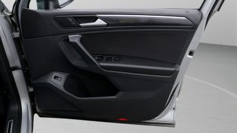 Volkswagen Tiguan ELEGANCE TSI DSG