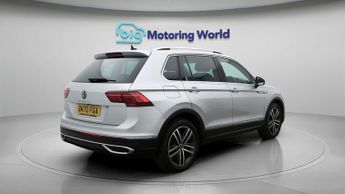Volkswagen Tiguan ELEGANCE TSI DSG