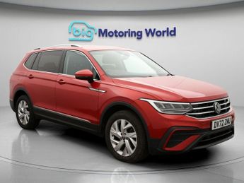 Volkswagen Tiguan LIFE TSI DSG