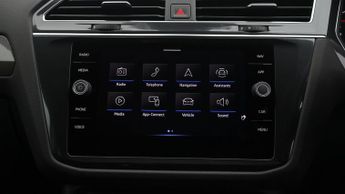Volkswagen Tiguan Allspace LIFE TSI DSG