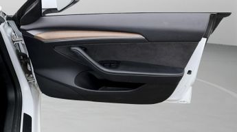 Tesla Model 3 MODEL 3