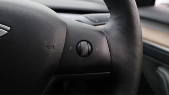 Tesla Model 3 MODEL 3