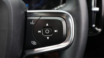 Volvo XC40 RECHARGE PLUS