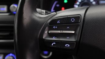 Hyundai KONA PREMIUM SE