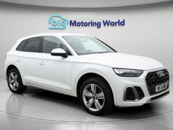 Audi Q5 TFSI E S LINE QUATTRO