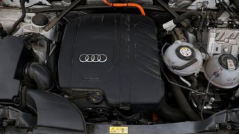 Audi Q5 TFSI E S LINE QUATTRO