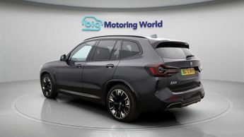 BMW iX3 M SPORT PRO