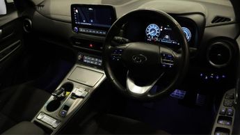 Hyundai KONA PREMIUM