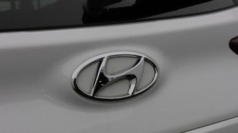 Hyundai KONA PREMIUM