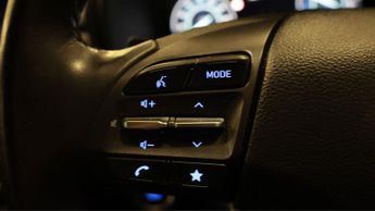 Hyundai KONA PREMIUM