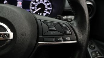 Nissan Juke DIG-T N-CONNECTA DCT