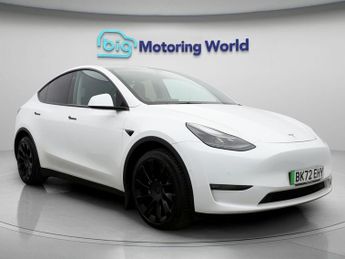 Tesla Model Y LONG RANGE AWD