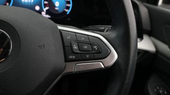 Volkswagen Golf LIFE ETSI DSG