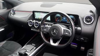 Mercedes-Benz GLA GLA 180 AMG LINE PREMIUM