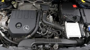 Mercedes-Benz GLA GLA 180 AMG LINE PREMIUM