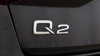 Audi Q2 TDI S LINE