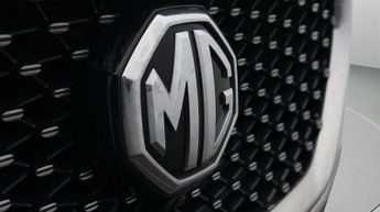 MG MG HS EXCLUSIVE DCT