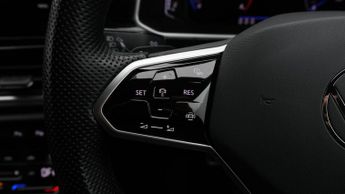 Volkswagen T-Roc R-LINE TSI DSG