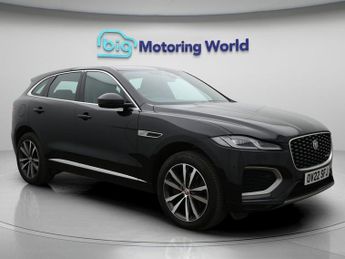 Jaguar F-Pace R-DYNAMIC SE