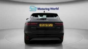Jaguar F-PACE R-DYNAMIC SE