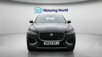 Jaguar F-PACE R-DYNAMIC SE