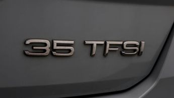 Audi Q2 TFSI S LINE