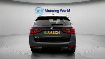 BMW iX3 PREMIER EDITION PRO