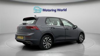 Volkswagen Golf STYLE TSI DSG