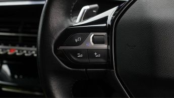 Peugeot 208 PURETECH ALLURE PREMIUM S/S