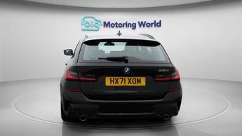 BMW 3 Series 330E M SPORT