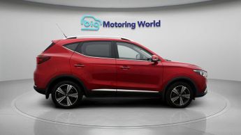 MG MG ZS EXCLUSIVE