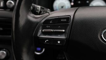 Hyundai KONA PREMIUM