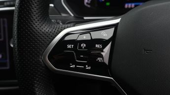 Volkswagen Tiguan R-LINE TSI DSG