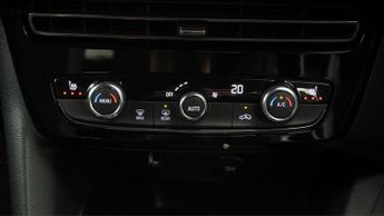 Vauxhall Mokka Electric SRI PREMIUM