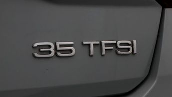 Audi Q2 TFSI S LINE