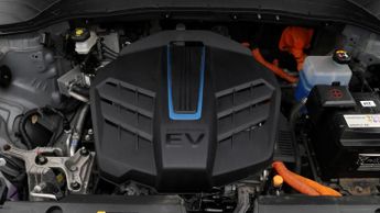 Hyundai KONA PREMIUM