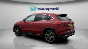 Mercedes-Benz GLA GLA 180 AMG LINE EXECUTIVE