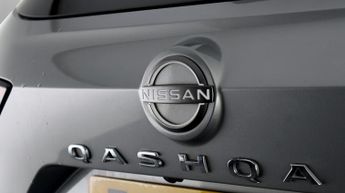 Nissan Qashqai DIG-T ACENTA PREMIUM DCT