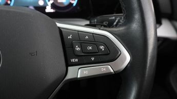 Volkswagen Golf LIFE TDI DSG