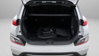 Hyundai KONA PREMIUM