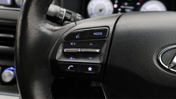 Hyundai KONA PREMIUM