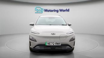 Hyundai KONA PREMIUM