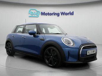 MINI Hatch COOPER EXCLUSIVE