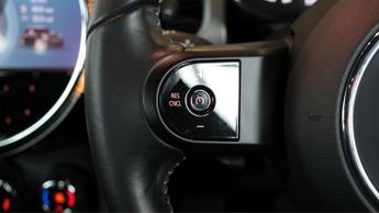 MINI Hatch COOPER EXCLUSIVE