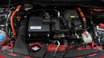 Honda Jazz I-MMD CROSSTAR EX