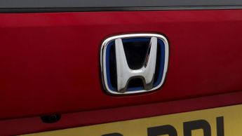 Honda Jazz I-MMD CROSSTAR EX